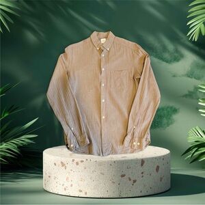 H&M’s Linen Shirt